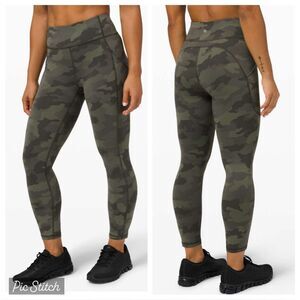 Lululemon Invigorate High-Rise Crop 23"
Heritage 365 Camo Green Twill Multi